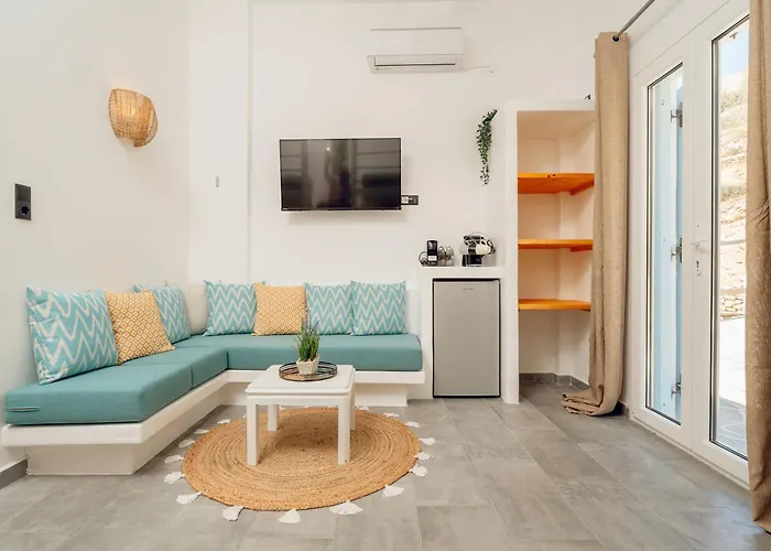 Hostel Maria's Place 5 *